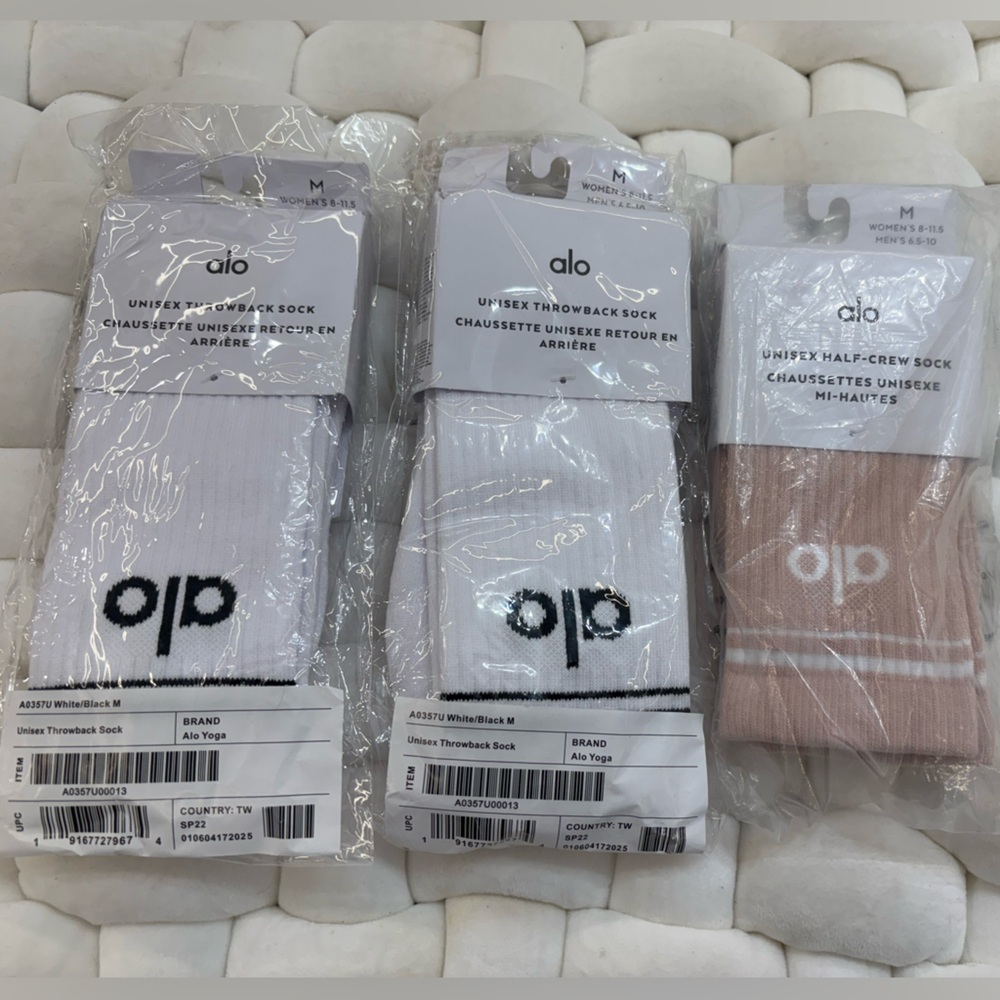 ALO Yoga White and Pink Unisex Socks